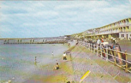 AK 215576 ENGLAND - Boscombe - The Promenade And Beach - Bournemouth (depuis 1972)