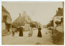 PHOTO Rue à Identifier épicerie Mercerie Commerce ? J. Guala Trouvée Avec Du Bourgoin Jallieu Et Du Saint Marcellin 38 - Lieux