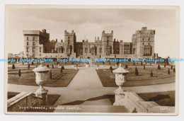 C007752 East Terrace. Windsor Castle. 3387. Valentines. RP - Monde