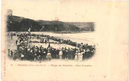 CPA Carte Postale France Etables Plage De Godelin Une Course Début 1900VM81587 - Etables-sur-Mer