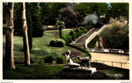 NÂ°11110 Z -cpa NÃ®mes -jardins De La Fontaine -jeune Fille Au Chevreau- - Nîmes