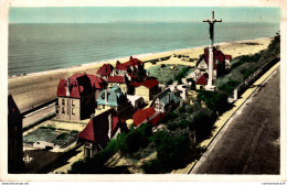 NÂ°10854 Z -cpsm Trouville -la Pointe De L'esplanade Des Roches Noires- - Trouville