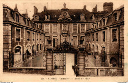 NÂ°10864 Z -cpa Lisieux -hÃ'tel De Ville- - Autres & Non Classés