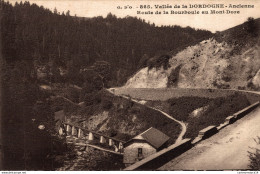 NÂ°12269 Z -cpa Route De La Bourboule Au Mont Dore- - Other & Unclassified