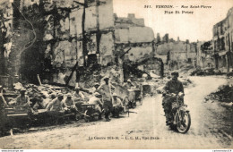 NÂ°12669 Z -cpa Verdun -rue St Peter- Moto Doldat- - Verdun