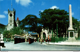 NÂ°12576 Z -cpsm War Memorial Trafalgar Square - Barbades