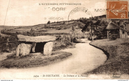 NÂ°12494 Z -cpa St Nectaire Le Dolmen Et La Pacaude - Dolmen & Menhirs