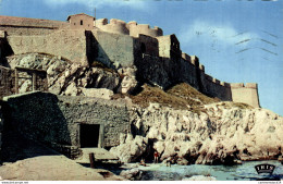 NÂ°13256 Z -cpsm Marseille -le ChÃ¢teau D'If -le DÃ©barcadÃ¨re- - Festung (Château D'If), Frioul, Inseln...