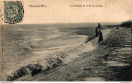 NÂ°14381 Z -cpa Chatelaillon -la Falaise Et Le Brise Lames- - Châtelaillon-Plage
