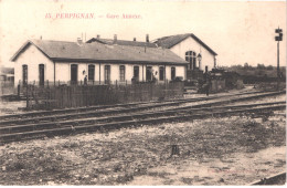 FR66 PERPIGNAN - édition Spéciale 15 - Gare Annexe - Locomotive - Animée - Belle - Perpignan