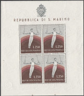 325 - San Marino 1946 - Ginnasta BF 17. Cat. € 450,00. MNH - Blocks & Sheetlets