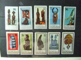 58 BURUNDI 1965 // ART AFRICAIN / ARTE AFRICANO // YVERT 233 / 237+ PA 52 / 56 ** MNH - Unused Stamps