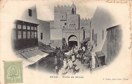 Tunisie - SFAX - Porte Du Divan - Ed. F. Soler  - Tunesien