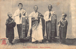 Viet-Nam - Cochinchine - Bonzes Annamites - Prêtres Bouddhistes - Ed. A. F. Decoly 127 - Viêt-Nam
