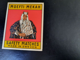 1 Big Old Matchbox Label Moefti Mekah Sweden - Matchbox Labels