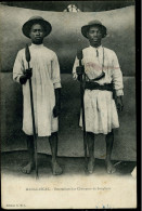 Madagascar Betsimisarakas Chasseurs De Sangliers GMI 1908 - Madagascar