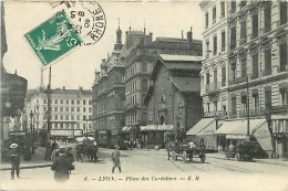 69 - Lyon - Place Des Cordeliers - Animée - Automobiles - Oblitération Ronde De 1909 - CPA - Voir Scans Recto-Verso - Other & Unclassified