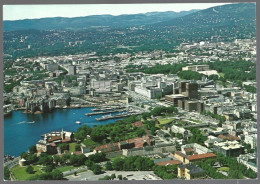 PC AUNE F-7042-4- Norway,Oslo,Part Of The Town Seen From A Plane .unused - Norway