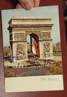 CPSM PARIS PHOTOGRAPHE ALBERT MONIER N° 10036 En 1969 - L'arc De Triomphe - Coupure à Droite De L'arche - Monier