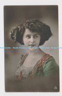 C009241 Woman. Portrait. 7514. 1914 - World