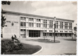28 CHARTRES - L'hôtel De Ville (inauguré En 1961), Place Des Halles - Chartres
