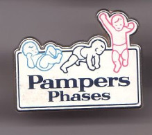 Pin's   Pampers Phases Réf 78 - Trademarks