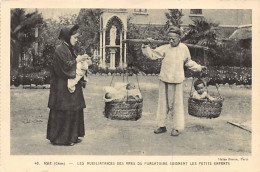 China - Chinese Coolie Bringing Orphans To The Mission - Publ. Propagation De La Foi 48 - China