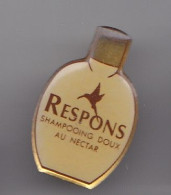 Pin's Flacon De  Shampooing Respons Réf 6105 - Trademarks