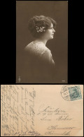Menschen Soziales Leben Frauen-Porträtkarte Frau Mit Haarschmuck 1913 - People