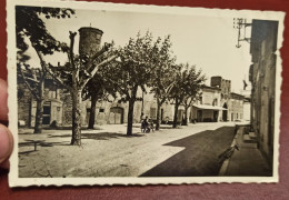CPA 26 @ LA ROCHE DE GLUN En 1948 - Place De La Mairie - Porte Roussillon Et Tour - HOTEL Du Commerce Granger - Autres & Non Classés