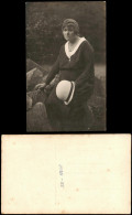Foto  Menschen / Soziales Leben - Frau Gesteine 1922 Privatfoto - Personnages