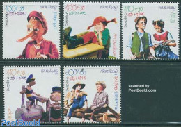 Germany, Federal Republic 2001 Youth 5v, Mint NH, Art - Children's Books Illustrations - Unused Stamps