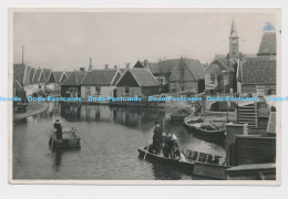 C010478 Volendam. In Het Dorp. A. G. Van Agtmaal Baarn - World