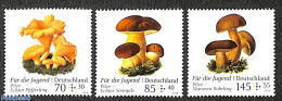 Germany, Federal Republic 2018 Jugend Mushrooms 3v, Mint NH, Nature - Mushrooms - Neufs
