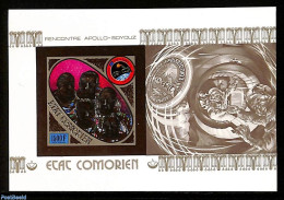 Comoros 1975 Apollo-Soyuz S/s Imperforated, Gold, Mint NH, Transport - Space Exploration - Comores (1975-...)