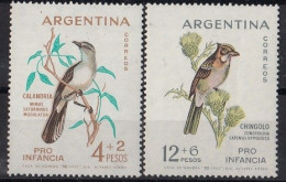 ARGENTINA 806-807,unused - Autres & Non Classés