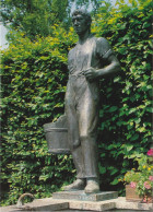 Lützelflüh - Uelibrunnen Auf Dem Schulhausplatz        Ca. 1980 - Lützelflüh