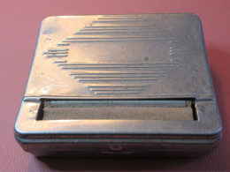 Cigarettes / Boite à Rouler Les Cigarettes/ Marque ? /ancienne / Fonctionne / Vers 1950-60        CIG96 - Andere & Zonder Classificatie