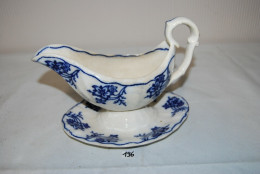 C196 Magnifique Saucière Décorée Au Liseret Bleu - Suppenterrinen