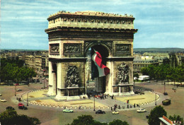 Delcampe - PARIS, ARCHITECTURE ARC DE TRIOMPHE, MONUMENT, FLAG, CARS, FRANCE, POSTCARD - Triumphbogen