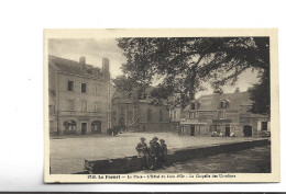 Delcampe - CPA DPT 56 LE FAOUET ; LA PLACE, , L HOTEL DU LION D OR , LA CHAPELLE DES URSULINES - Faouët