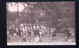 Delcampe - Cp, 86,  Châtellerault, école Professionnelle Et Ateliers Jehanne D'Arc, Un Coin Du Parc, Ed. Eug. Arambourou, écrite - Chatellerault