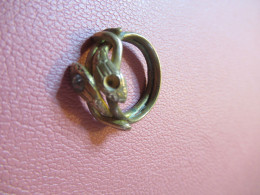 Petite Bague Fantaisie Ancienne / 2 Serpents Entrelacés (Naja ? ) / Origine ? / Bronze/ Début XXéme      BIJ198 - Bagues