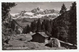 Brunnital Mit Schächentaler Windgälle. - Unterschächen