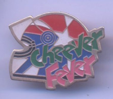 {67259} Pin's " Cheever Fever , Casque Intégral " ; Pilote Cheever ? - Automovilismo - F1