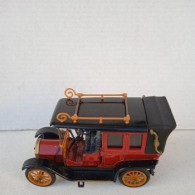 MODELLINO AUTO RIO Landaulet Bianchi 24 CV. SCALA 1:43 - Rio