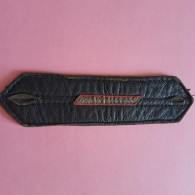 Galon Long De Sergent Sur Patte De Cuir Pour Veste De Feu - Firemen