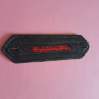 Galon Long De Caporal Sur Patte De Cuir Pour Veste De Feu - Firemen