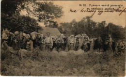 * T2/T3 Orosz Lovassági Katonák Egy Német Faluban / Russian Cavalary Soldiers In An German Village (EK) - Unclassified