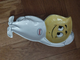 Vide Poche Cendrier ESSO PORCELAINE  1950 - Targhe Smaltate (a Partire Dal 1961)